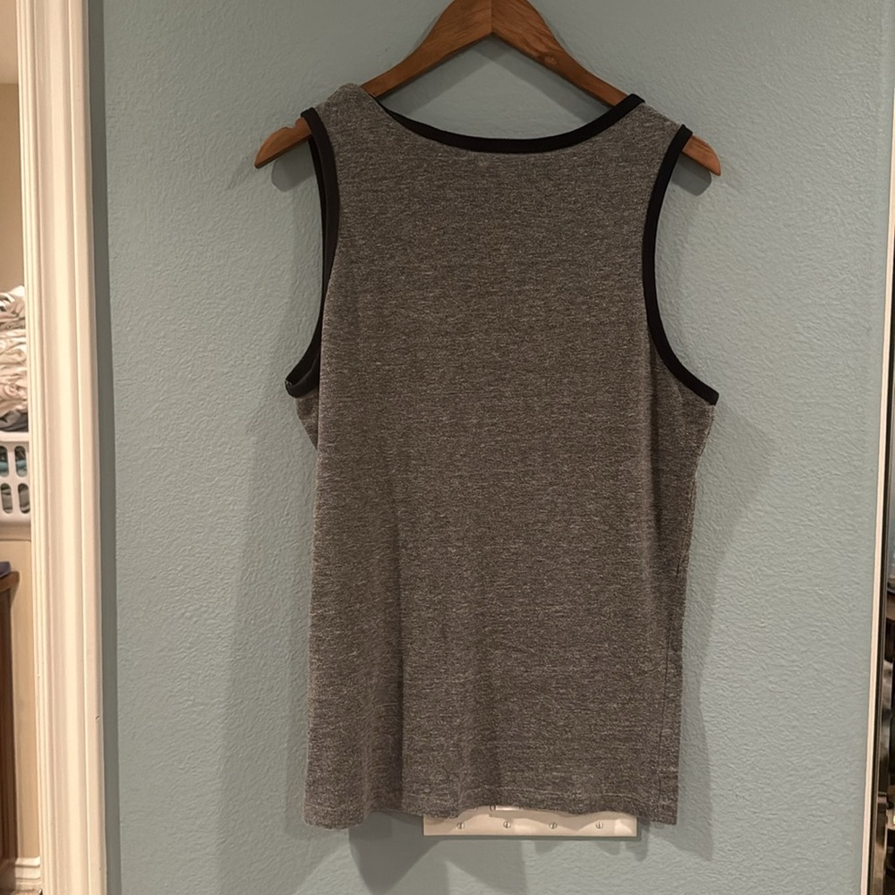 Radford University tank top - Picture 3 of 3